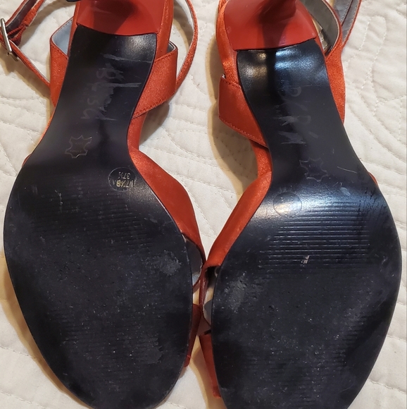 BCBG Red Heels - Picture 5 of 6